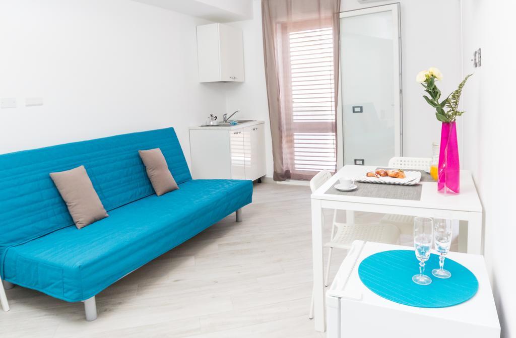 Stanze Del Mare Bed & Breakfast Balestrate Eksteriør bilde